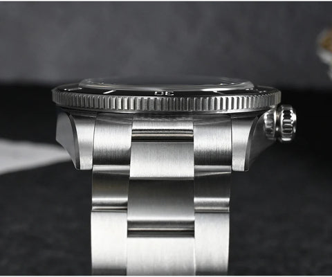 San Martin SN0138GW – 37MM Diver