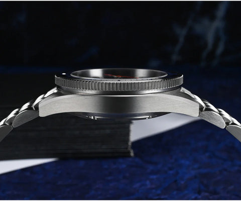 San Martin SN0044 – 38.8MM Sport Diver