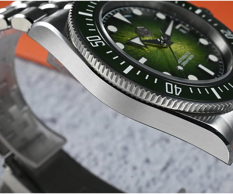 San Martin – 44MM Luxury Diver