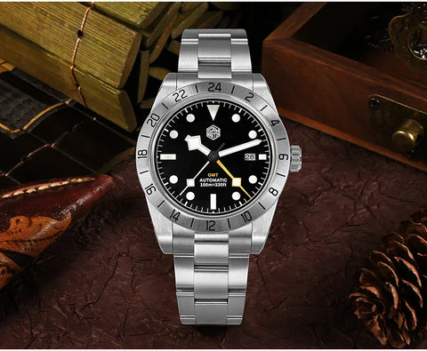 San Martin – 39MM GMT Diver